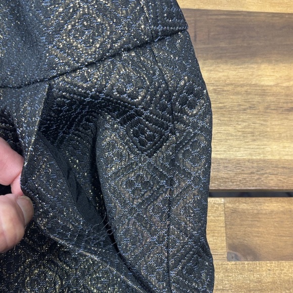 LOFT Elegant Black and Gold Patterned Mini Skirt - Picture 8 of 10